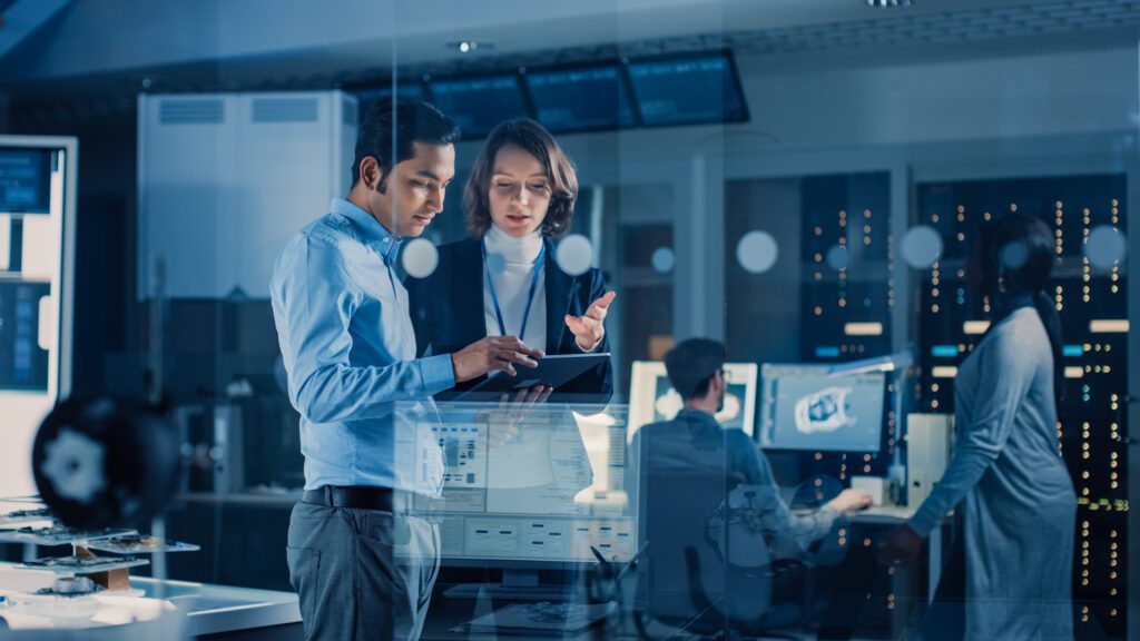 Enterprise ecommerce data team collaborating on omnichannel strategy, predictive analytics, and CRM optimization to enhance customer lifetime value and infrastructure efficiency.